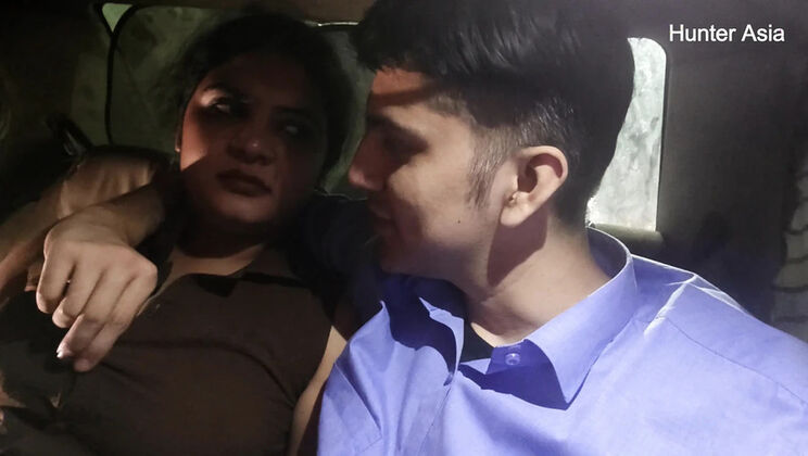 Adetli Siktirmeyen Karısına Götten Deneyip Yamuk Sikini Batırıyor